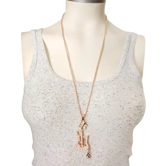 BETSEY JOHNSON bling statement chain Guitar crystal pearl necklace rose gold NEW - Picture 3 of 5